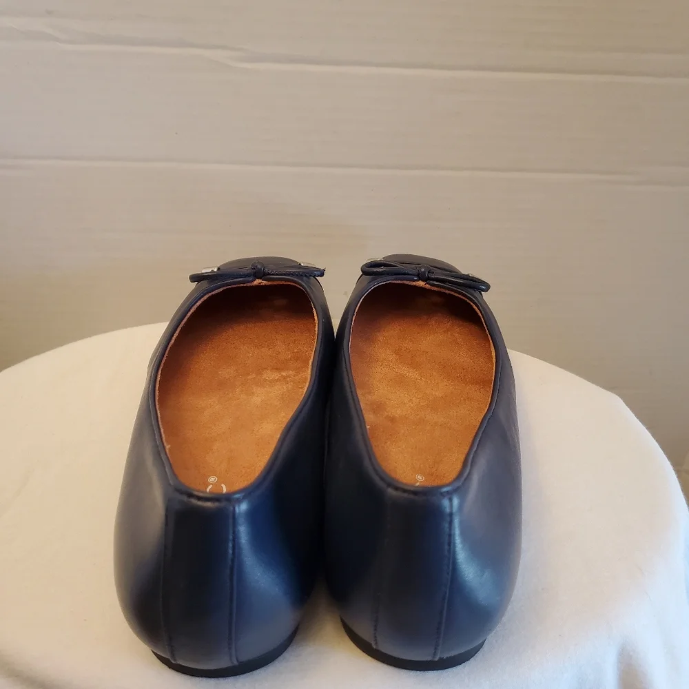 Vionic Klara Leather Navy Blue Ballet Flats, Size 8.5 Wide - Picture 6 of 12